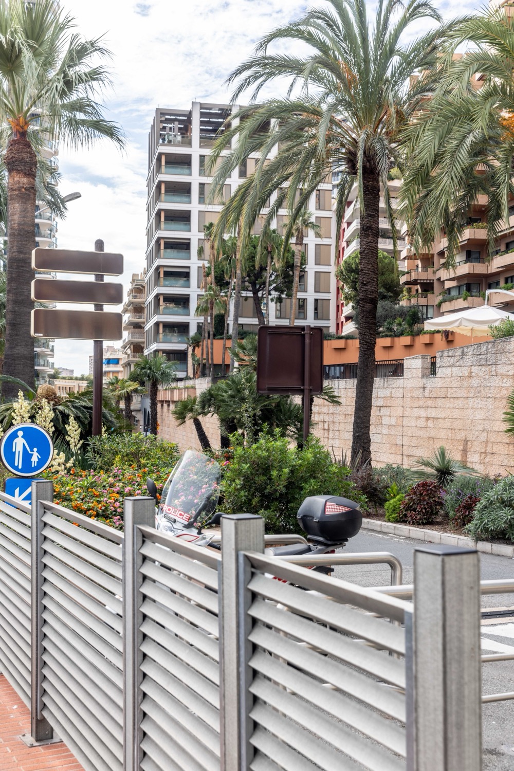 placeholder image-sq